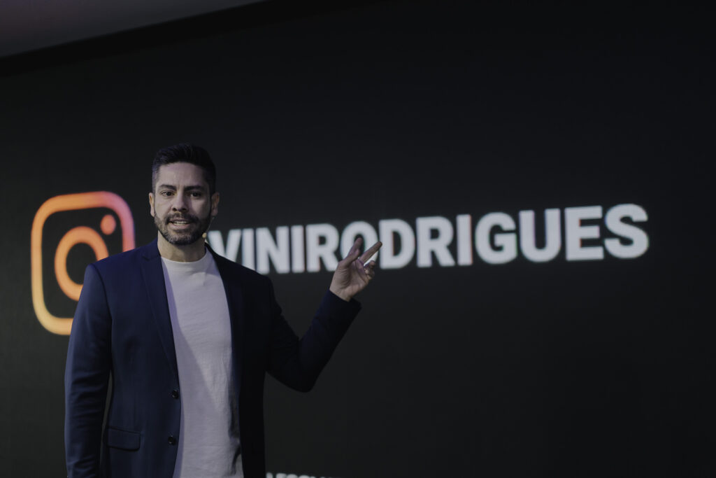 vinicius rodrigues sales clube